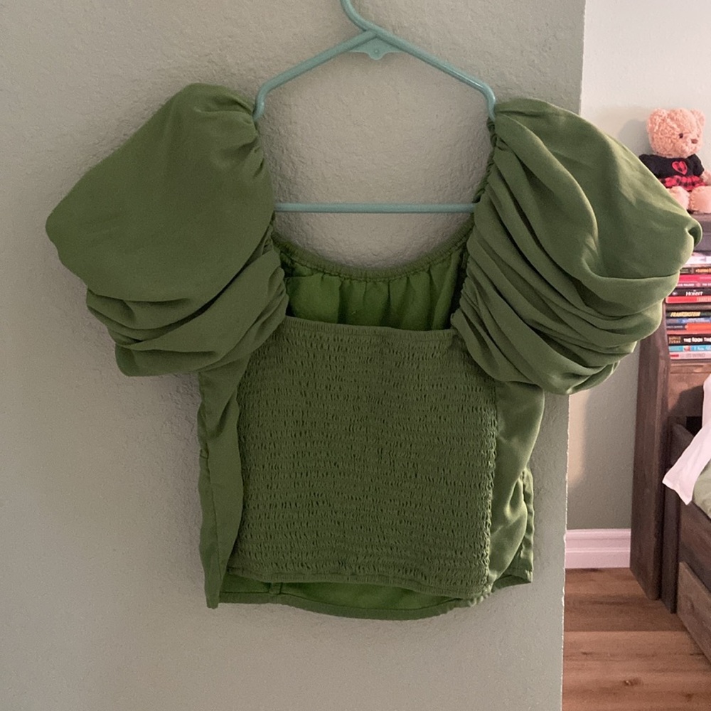 Abercrombie Puff Sleeve Shirt ~ Green ~ Size Small - Picture 2 of 3